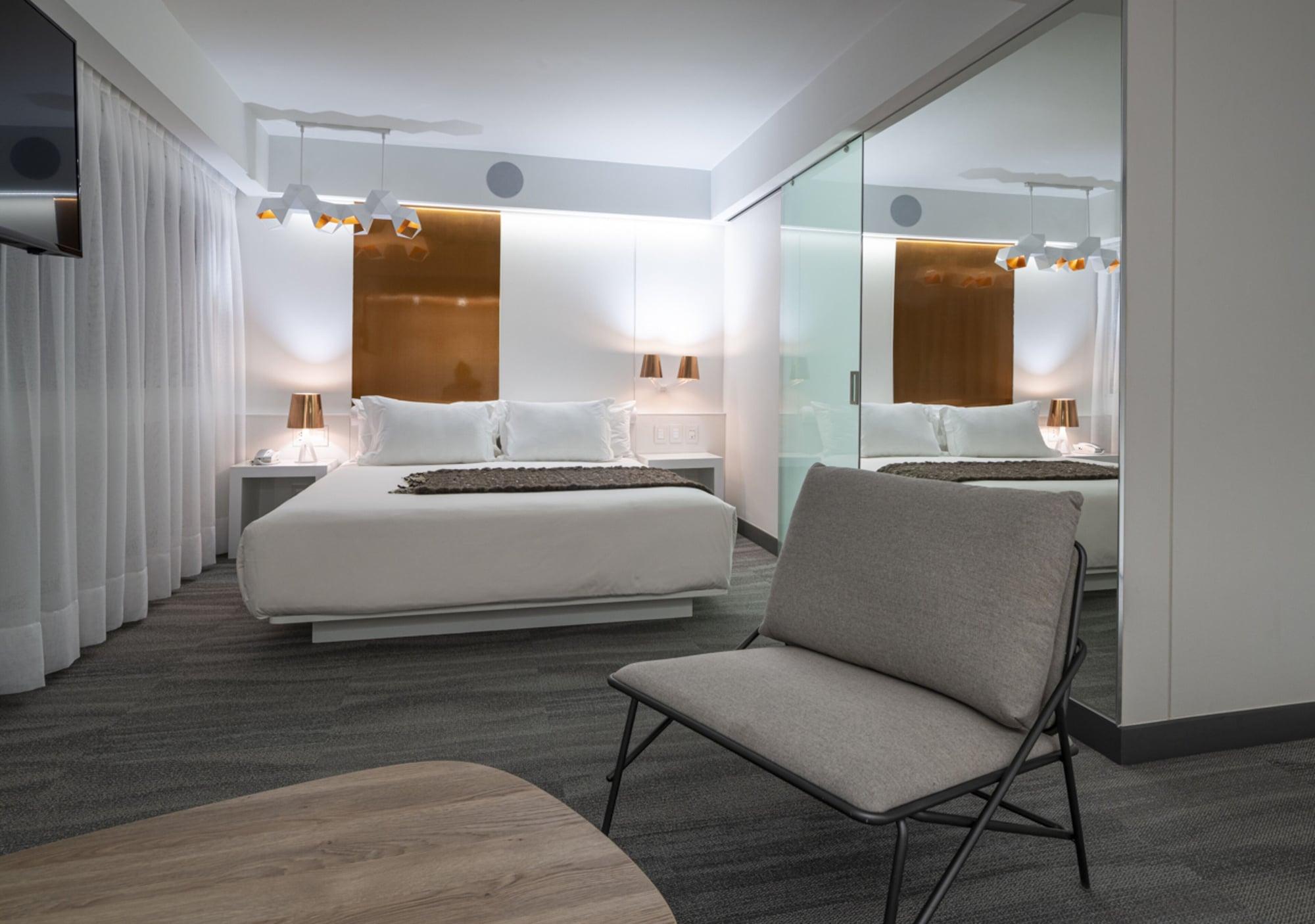 45 By Director 4* Santiago de Chile